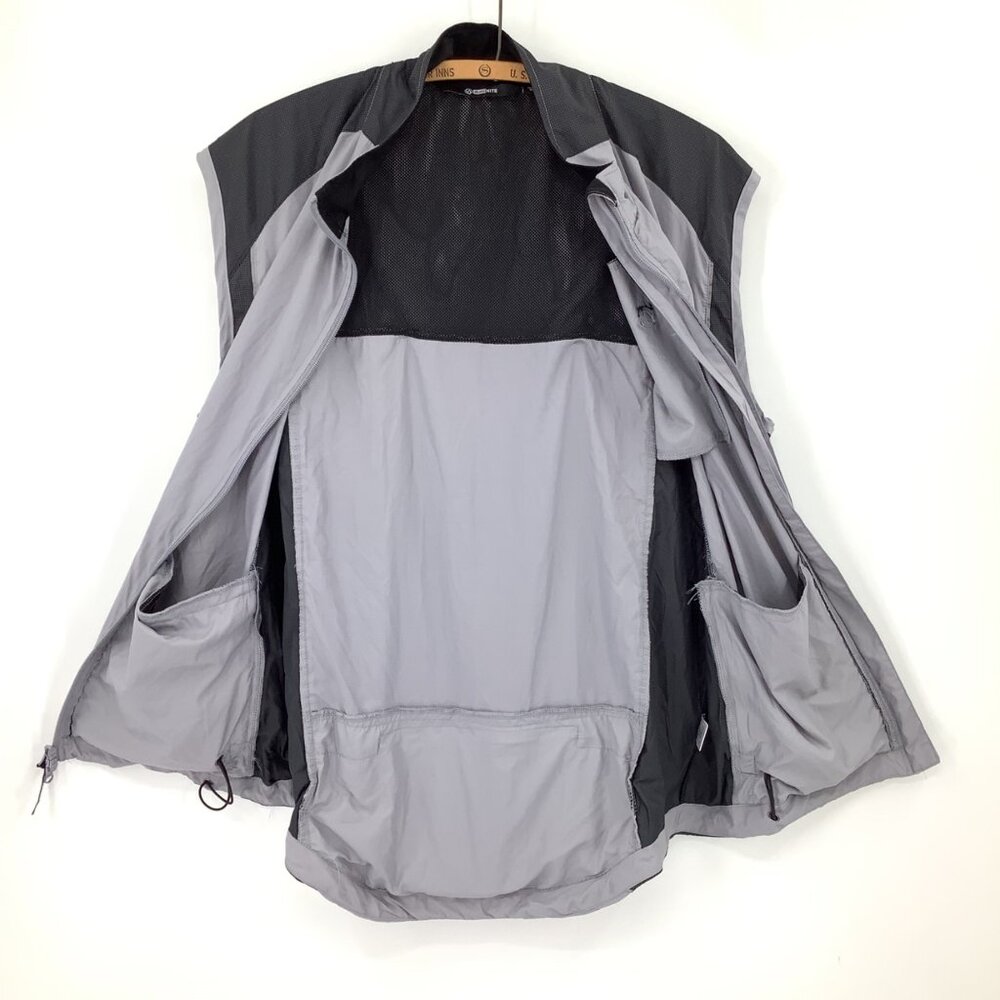 IllumiNite Mens Reflective Gray & Black Sleeveless Running Walking Vest Large - Picture 3 of 7